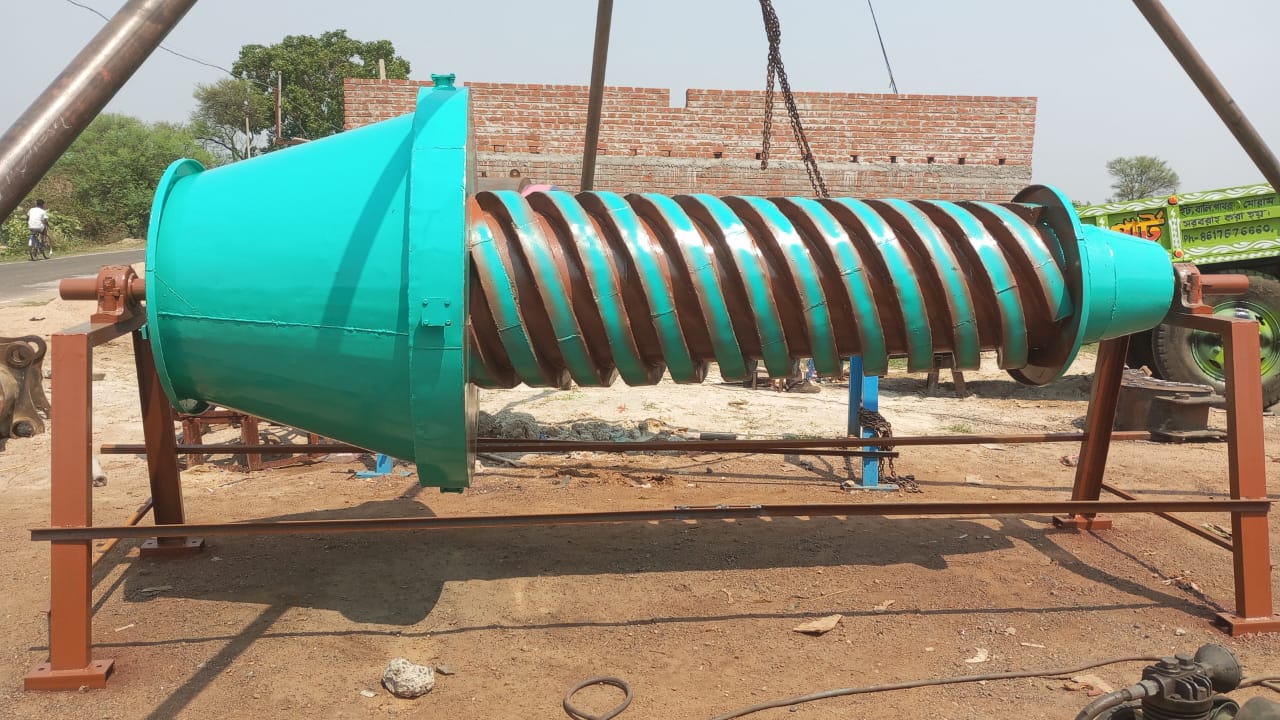 Industrial Rice Puffing Machine - 500-600 kg/hr, 3 HP 3-Phase, Mild Steel